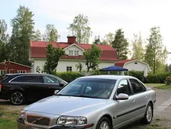 Grå Begagnad 2001 Volvo S80 Sedan | 68 000 kr