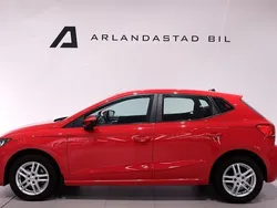 Röd Begagnad 2021 Seat Ibiza Halvkombi | 178 900 kr (Lite dyr)