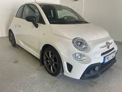 Vit Begagnad 2018 Abarth 595 Halvkombi | 144 900 kr (Lite dyr)