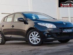 Svart Begagnad 2010 Renault Mégane III Halvkombi | 59 900 kr (Marknadspris)