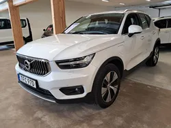 Vit (vitmet) Begagnad 2021 Volvo XC40 Inscription SUV | 365 000 kr (Marknadspris)