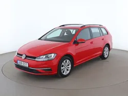 Röd Begagnad 2017 VW Golf VII Kombi | 145 000 kr (Marknadspris)