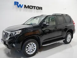 Svart Begagnad 2013 Toyota Land Cruiser SUV | 479 900 kr
