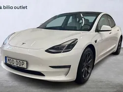 Vit Begagnad 2021 Tesla Model 3 Long Range Sedan | 269 900 kr (Bra pris)