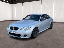 Ljusgrå (grå) Begagnad 2009 BMW 530 M Sport Sedan | 119 900 kr