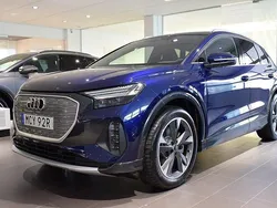Grå Begagnad 2023 Audi Q4 e-tron Advanced SUV | 399 000 kr (Superpris)