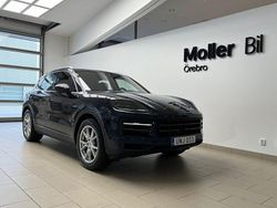 Blå Begagnad 2024 Porsche Cayenne SUV | 979 000 kr