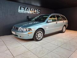 Ljusgrön Begagnad 2002 Volvo V40 Kombi | 22 900 kr (Dyr)