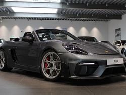 Flerfärgad Ny 2025 Porsche 718 Spyder Cab | 1 953 100 kr