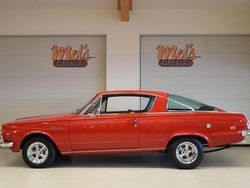 Röd Begagnad 1965 Plymouth Barracuda Sportkupé | 159 000 kr