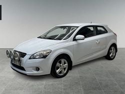 Vit Begagnad 2010 Kia ProCeed Halvkombi | 49 900 kr (Dyr)