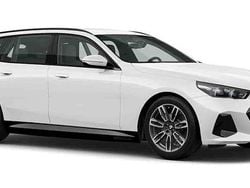 Vit Ny 2026 BMW 530e Kombi | 704 300 kr