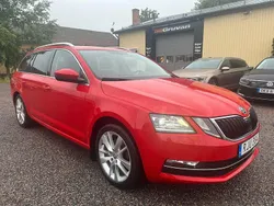 Röd Begagnad 2018 Skoda Octavia Style Kombi | 119 900 kr