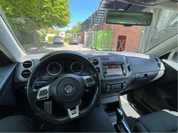 Svart Begagnad 2011 VW Tiguan Sportline SUV | 120 000 kr (Dyr)