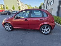 Röd Begagnad 2005 Citroën C3 Halvkombi | 14 999 kr (Marknadspris)