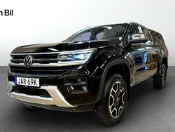 Svart (midnight black metallic) Begagnad 2023 VW Amarok Style Pickup | 689 900 kr (Dyr)