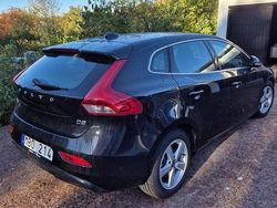 Svart Begagnad 2013 Volvo V40 Kombi | 70 000 kr (Bra pris)