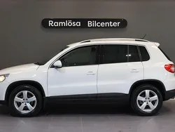 Vit Begagnad 2010 VW Tiguan Sportline SUV | 67 900 kr (Marknadspris)