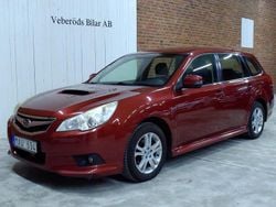 Röd Begagnad 2012 Subaru Legacy Kombi | 59 900 kr (Marknadspris)