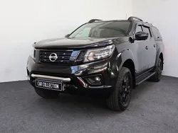 Svart Begagnad 2019 Nissan Navara N-Guard Pickup | 299 900 kr (Bra pris)