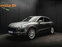 Mörkgrå Begagnad 2014 Porsche Macan S Chrono SUV | 389 900 kr (Lite dyr)