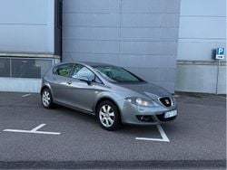 Grå Begagnad 2008 Seat Leon Halvkombi | 32 500 kr (Marknadspris)