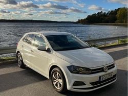 Vit Begagnad 2020 VW Polo Halvkombi | 148 000 kr (Marknadspris)