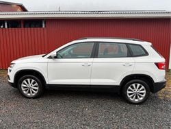 Vit Begagnad 2019 Skoda Karoq Ambition SUV | 179 000 kr (Superpris)