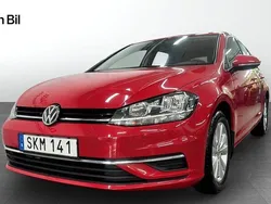 Röd Begagnad 2018 VW Golf VII Halvkombi | 129 500 kr (Marknadspris)