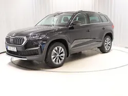 Svart Begagnad 2024 Skoda Kodiaq Adventure SUV | 448 800 kr (Marknadspris)