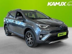 Silver/grå Begagnad 2016 Toyota RAV4 Hybrid SUV | 193 900 kr (Marknadspris)
