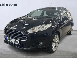 Svart Begagnad 2013 Ford Fiesta Titanium Halvkombi | 74 900 kr (Bra pris)