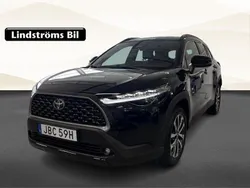 Svart Begagnad 2024 Toyota Corolla Cross Style SUV | 379 900 kr (Marknadspris)