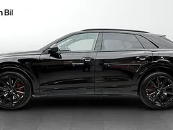 Mytsvart metallic Begagnad 2024 Audi Q8 S-Line SUV | 1 099 000 kr