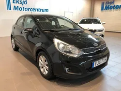 Svart Begagnad 2012 Kia Rio Halvkombi | 59 900 kr (Lite dyr)