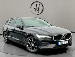 Svart Begagnad 2019 Volvo V60 SE Kombi | 215 000 kr (Marknadspris)