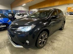 Svart Begagnad 2014 Toyota RAV4 Executive SUV | 179 900 kr (Marknadspris)