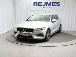 Vit Begagnad 2021 Volvo V60 Inscription Kombi | 299 500 kr (Marknadspris)