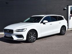 Vit Begagnad 2022 Volvo V60 Inscription Kombi | 344 900 kr (Bra pris)