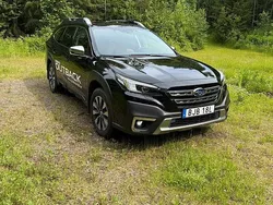 Svart Ny 2024 Subaru Outback SUV | 560 325 kr
