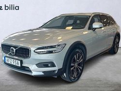 Vit Begagnad 2021 Volvo V90 CC Kombi | 329 900 kr (Marknadspris)