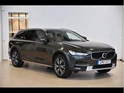 Grå Begagnad 2019 Volvo V90 CC Kombi | 345 000 kr (Marknadspris)