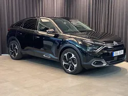 Svart Begagnad 2023 Citroën C4 Shine Halvkombi | 239 500 kr (Marknadspris)