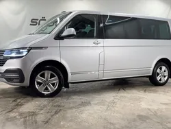 Silver Begagnad 2022 VW Caravelle Minibuss | 489 900 kr (Dyr)