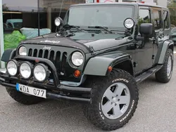 Mörkgrön (grön) Begagnad 2010 Jeep Wrangler Unlimited SUV | 209 900 kr (Bra pris)