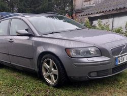Grå Begagnad 2005 Volvo V50 Kombi | 26 000 kr (Bra pris)