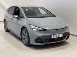 Ljusgrå (panotgrau) Begagnad 2022 Cupra Born Halvkombi | 229 900 kr (Marknadspris)