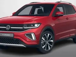 Röd Begagnad 2019 VW T-Cross SUV | 154 800 kr (Marknadspris)