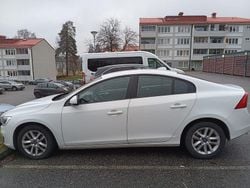 Begagnad 2017 Volvo S60 Sedan | 149 000 kr (Marknadspris)
