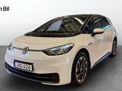 Vit (glacier white metallic bl) Begagnad 2023 VW ID.3 Pro Performance Halvkombi | 279 900 kr (Bra pris)